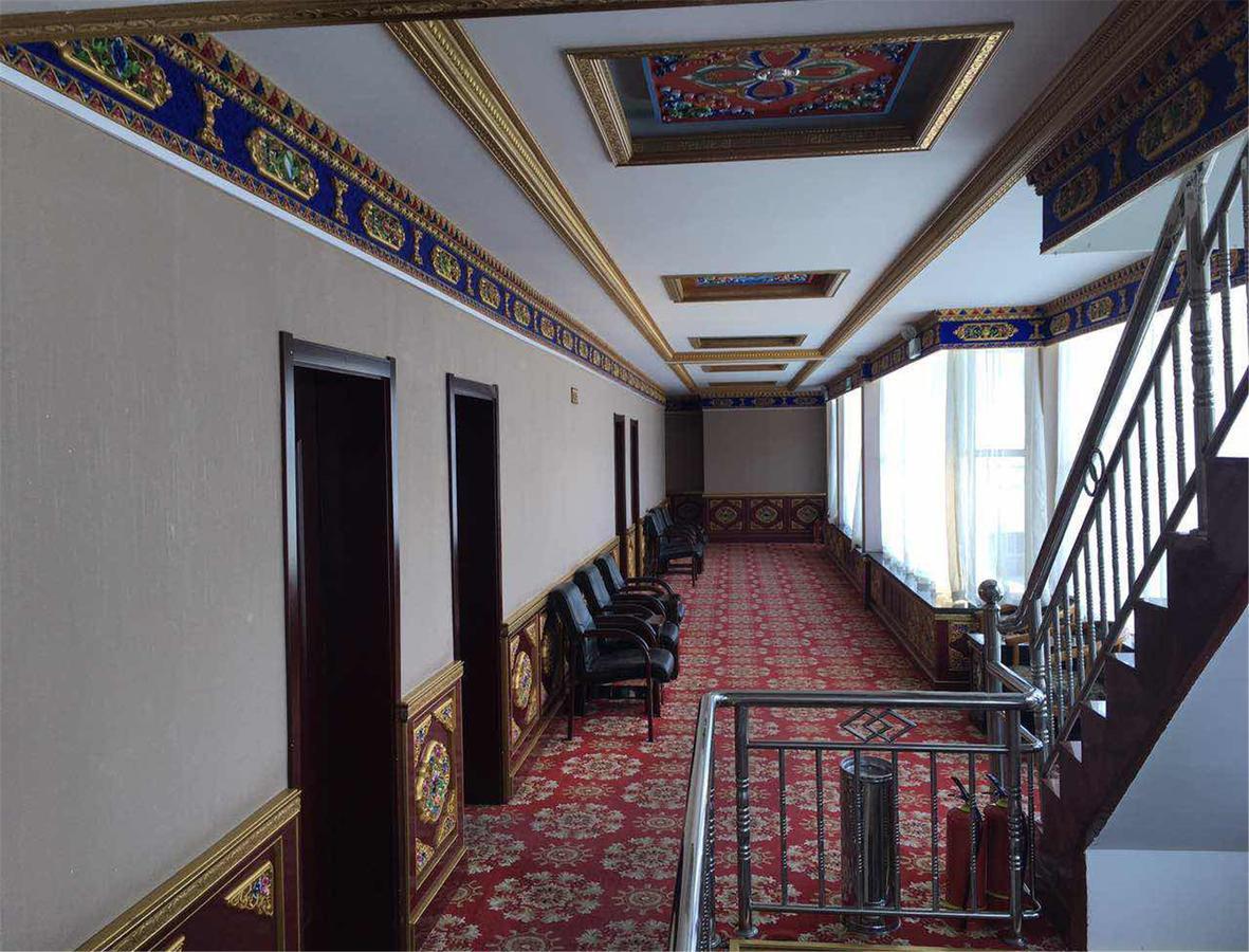 Overseas Tibetan Hotel Сяхе Екстер'єр фото